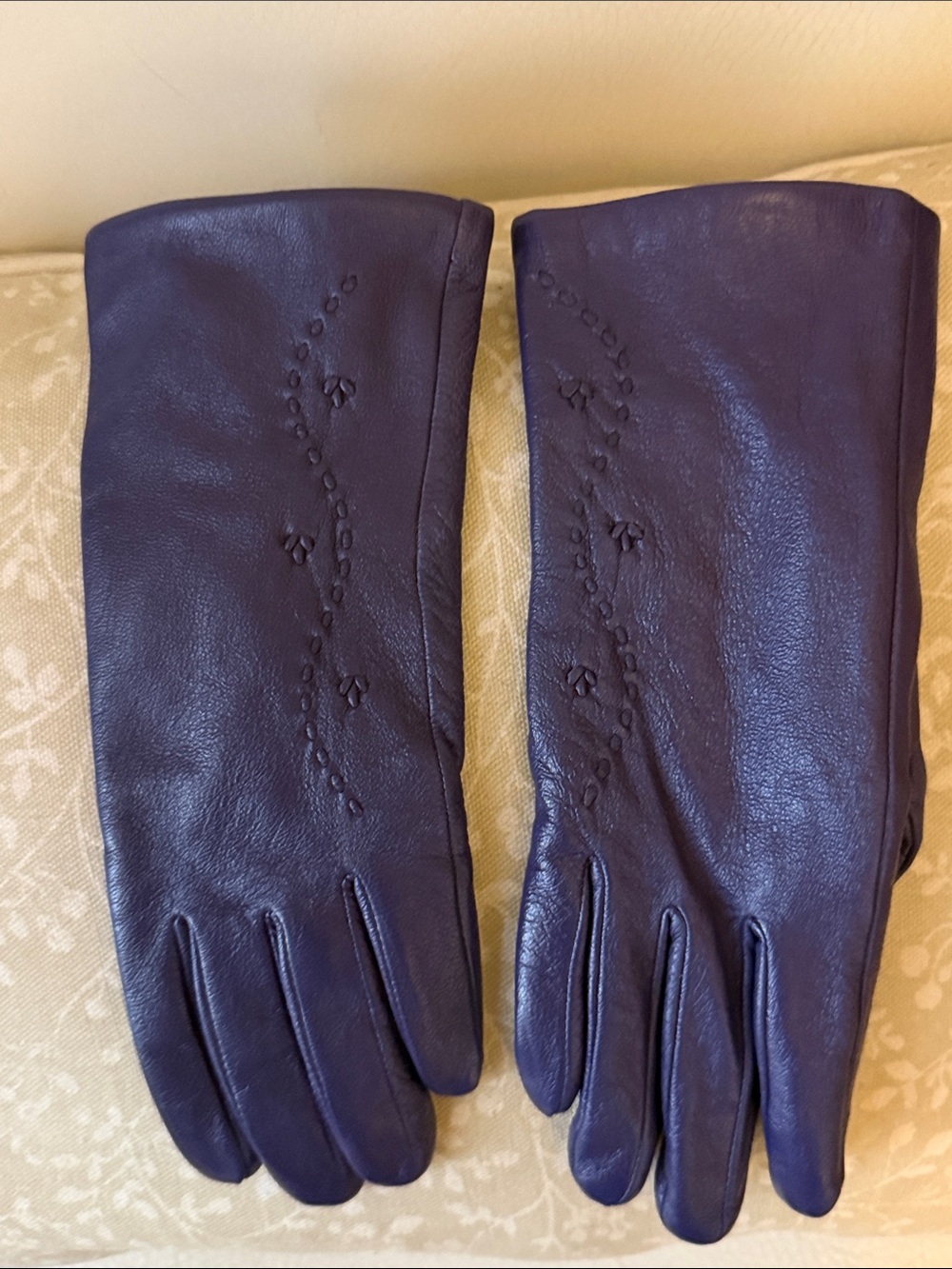 Women's Purple Leather Winter Gloves